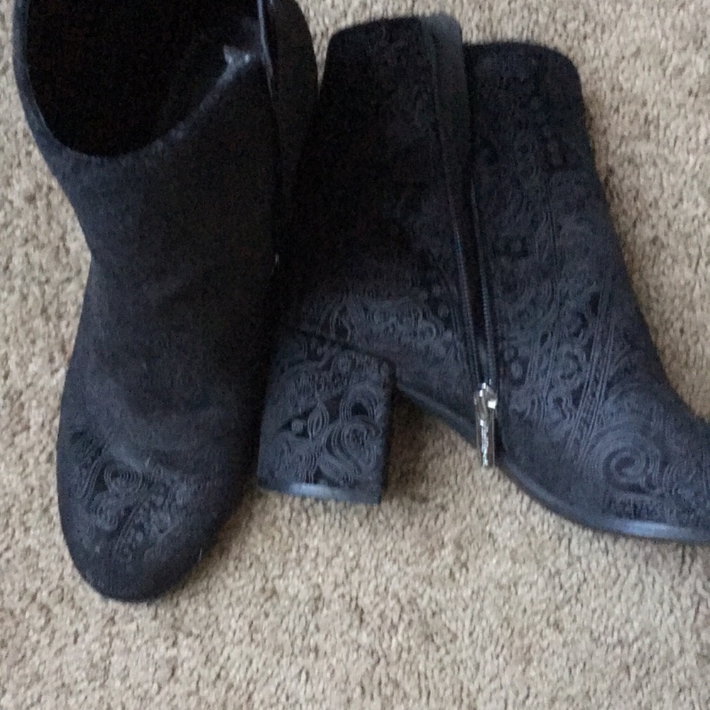 Velour booties - Picture 2 of 4